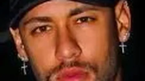 鹏城夜球：深圳逐梦之旅